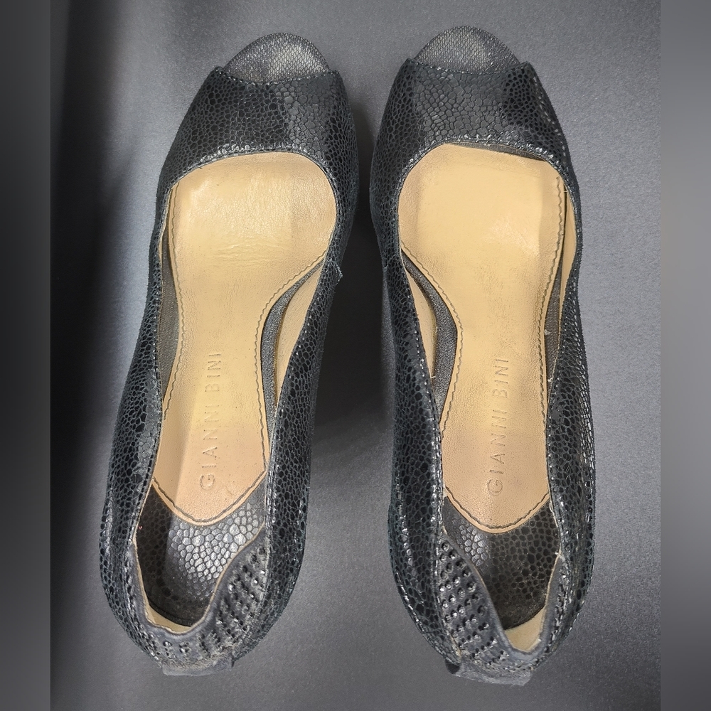 Gianni Bini Pumps - Picture 6 of 7